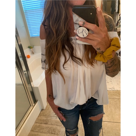 Japna boho off the shoulder embroidered blouse - Picture 2 of 9